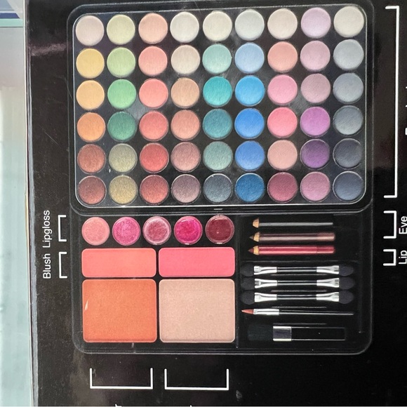 Large Make Up Palette, NEW - Picture 3 of 4